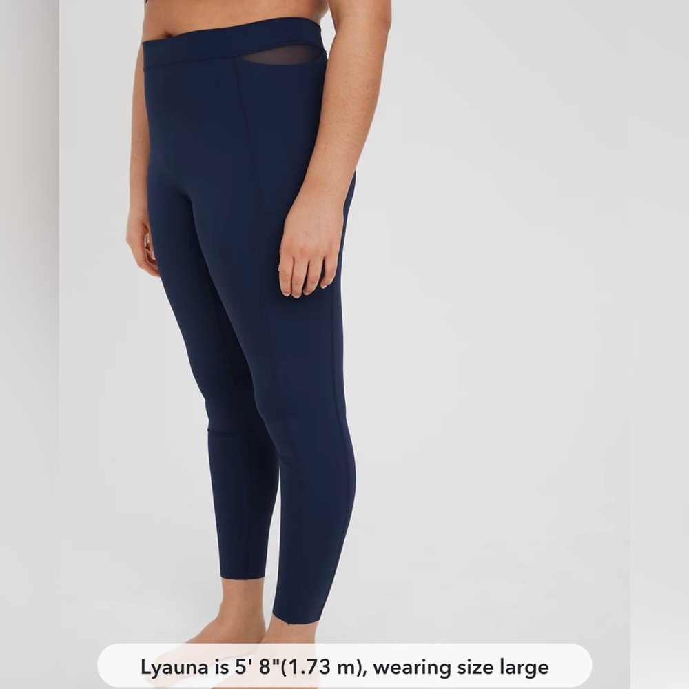OFFLINE By Aerie Navy Goals Pocket Legging size L